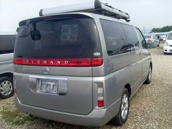 2003 Nissan Elgrand Pictures