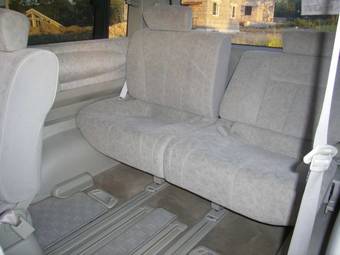 2003 Nissan Elgrand Pics