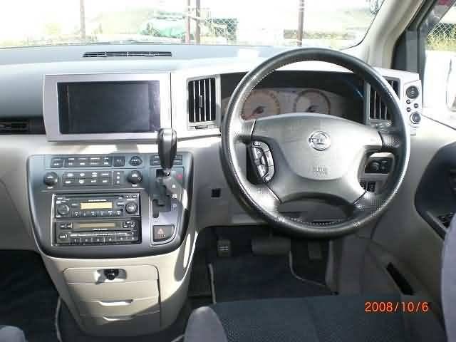 2004 Nissan Elgrand