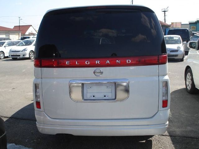 2004 Nissan Elgrand