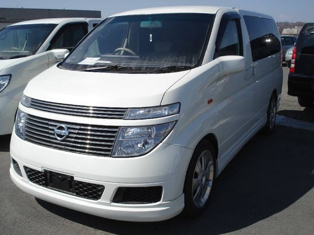 2004 Nissan Elgrand