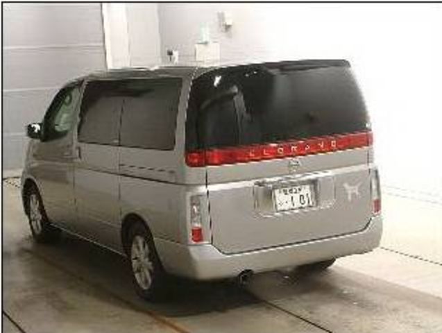 2004 Nissan Elgrand