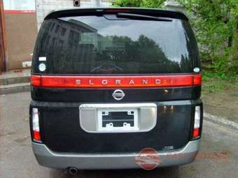 2004 Nissan Elgrand Pictures