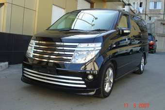 2004 Nissan Elgrand Pictures