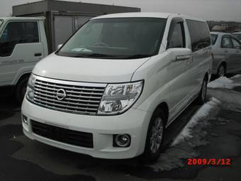 2004 Nissan Elgrand For Sale