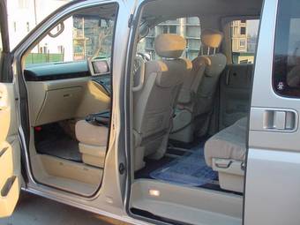 2004 Nissan Elgrand For Sale