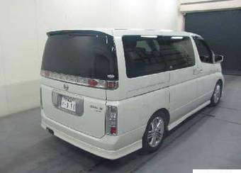 2004 Nissan Elgrand Pictures