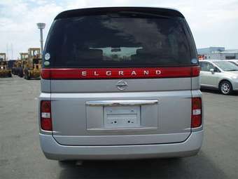 2005 Nissan Elgrand Pictures