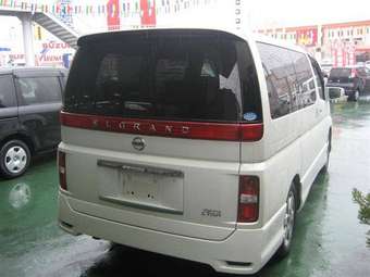 2005 Nissan Elgrand Pictures