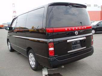 2005 Nissan Elgrand Pictures