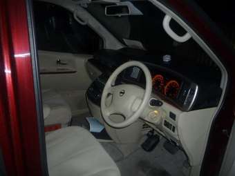 2005 Nissan Elgrand Pics