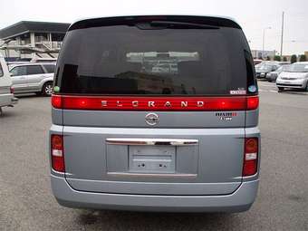 2005 Nissan Elgrand Pictures