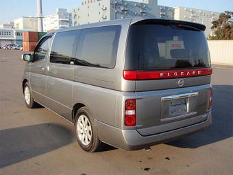 2005 Nissan Elgrand Pictures