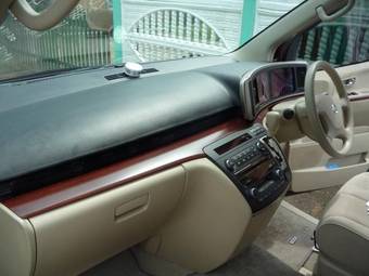 2005 Nissan Elgrand For Sale