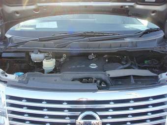 2005 Nissan Elgrand Pictures