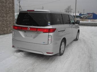 2010 Nissan Elgrand Wallpapers