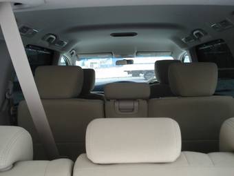 2010 Nissan Elgrand Pics