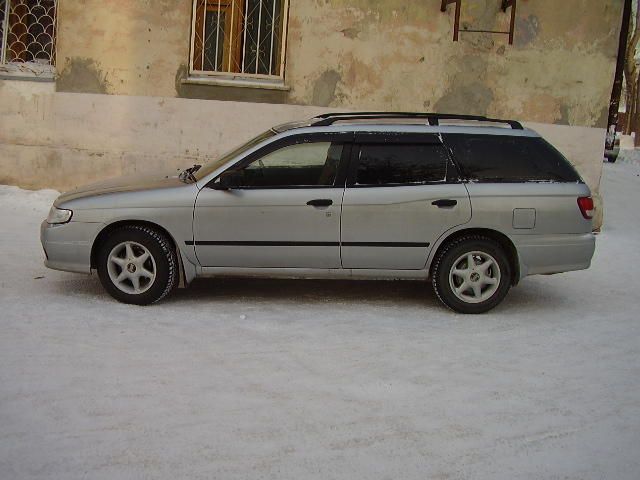 1999 Nissan Expert