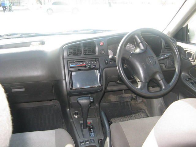 1999 Nissan Expert