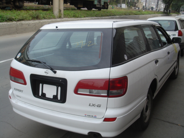 1999 Nissan Expert Images