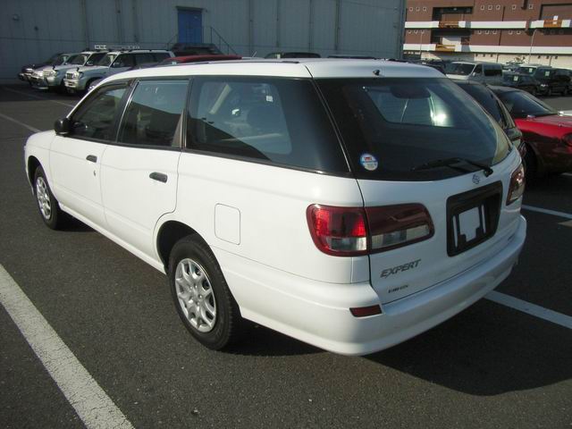 1999 Nissan Expert Pictures