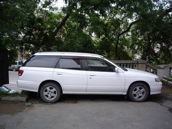 1999 Nissan Expert Pictures