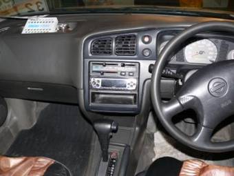 1999 Nissan Expert Pictures