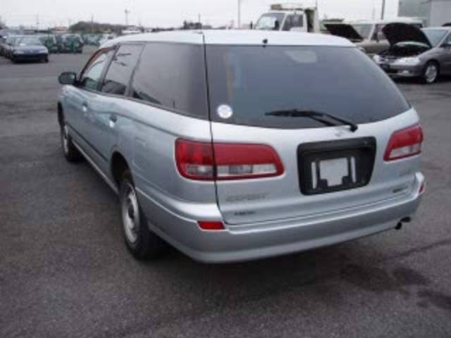 2000 Nissan Expert