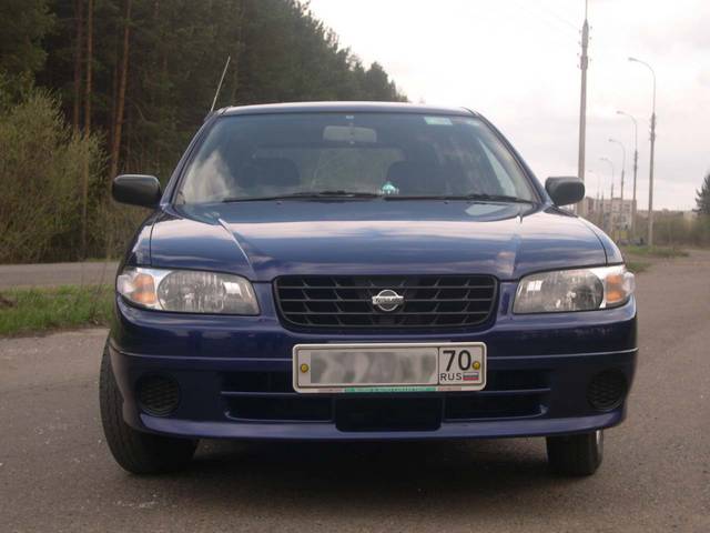 2000 Nissan Expert