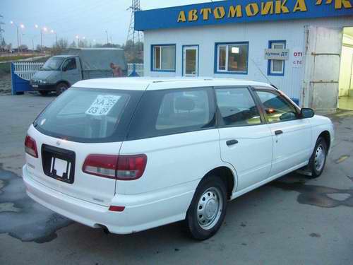 2000 Nissan Expert