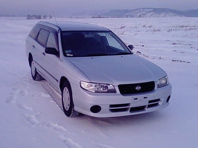2000 Nissan Expert