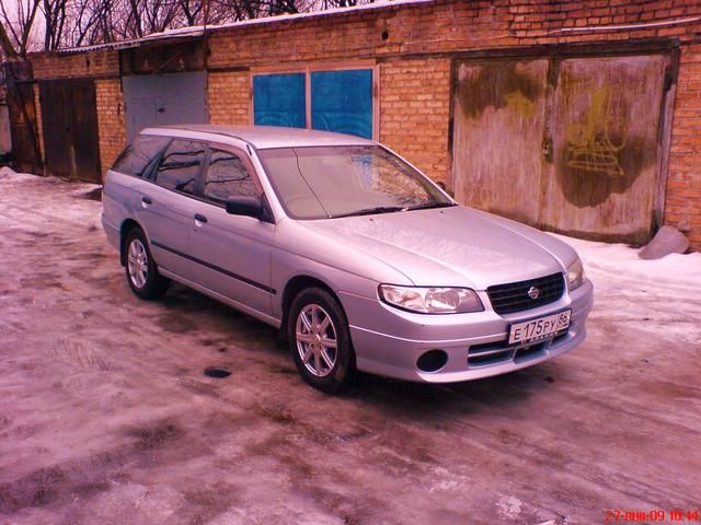 2000 Nissan Expert
