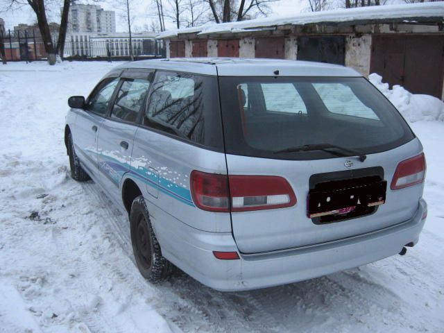 2000 Nissan Expert