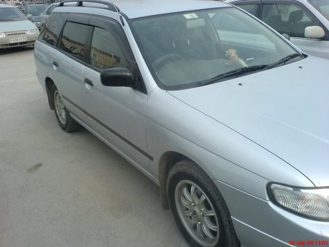 2000 Nissan Expert