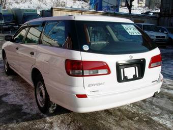 2000 Nissan Expert Photos