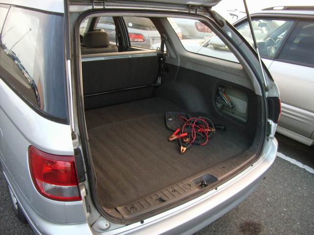 2000 Nissan Expert Photos