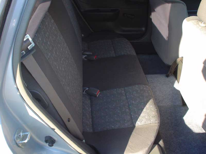 2000 Nissan Expert Pics