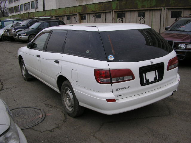 2000 Nissan Expert Pictures