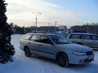 2000 Nissan Expert Pictures