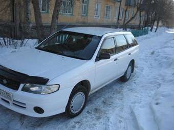 2000 Nissan Expert Pictures