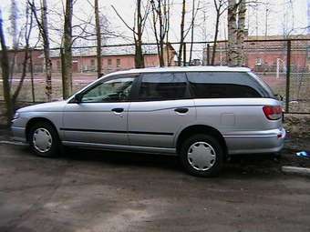 2000 Nissan Expert Pictures