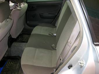 2000 Nissan Expert Images