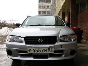 2000 Nissan Expert Pics