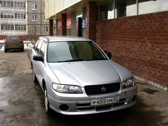 2000 Nissan Expert Pictures