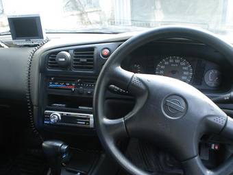 2000 Nissan Expert Pictures