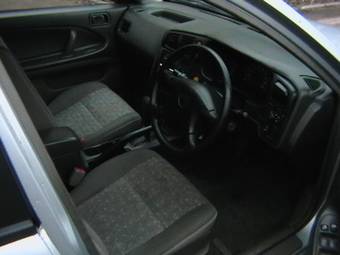2000 Nissan Expert Pictures