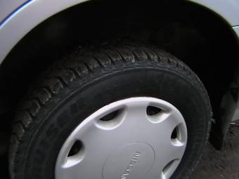 2000 Nissan Expert Photos