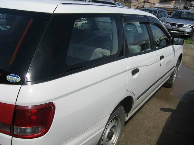 2001 Nissan Expert