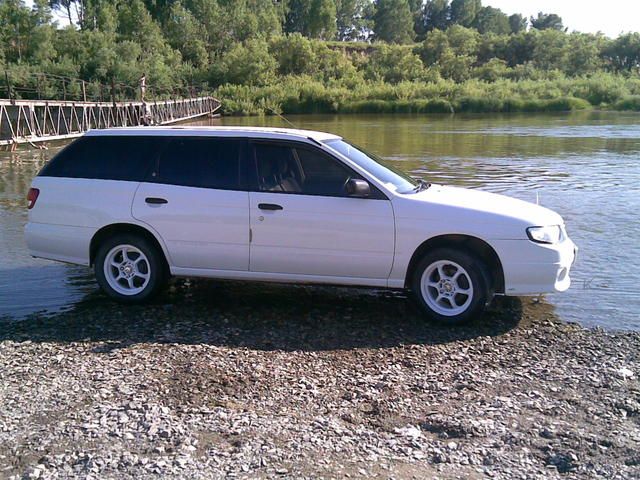 2001 Nissan Expert
