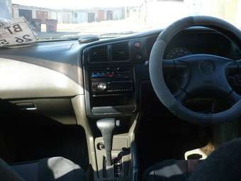 2001 Nissan Expert Photos